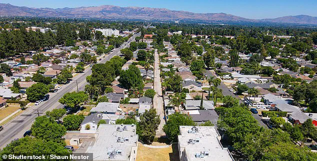Late-Breaking: Spreading Crisis of Unwanted RVs Disrupts Peaceful Los Angeles Neighborhood