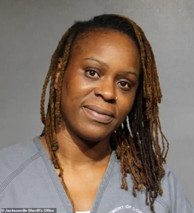 Viral Footage of Violent Confrontation Between Black Mother and White Officer in Jacksonville Sparks Allegations of Racism and Excessive Force