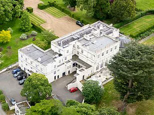 Sarah Ferguson Quietly Removes Royal Title as Official Records Reflect Name Change