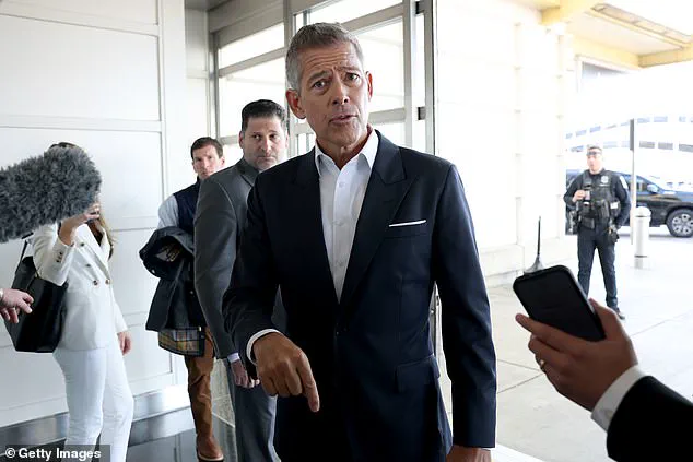 Transportation Secretary Urges Travelers to Dress Better, Respect Staff to Address Unruly Airport Behavior