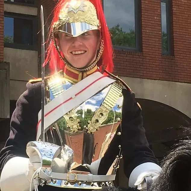 UK Military Mental Health Concerns Highlighted After Soldier's Suicide Following Queen's Funeral Procession