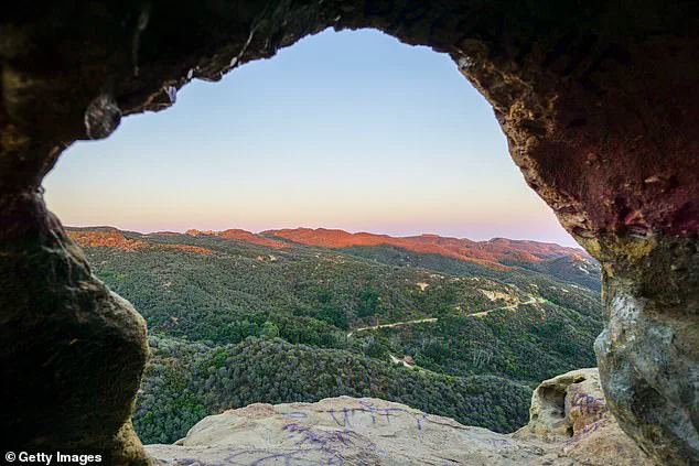 California Parks Defy Trump's Federal Policies by Keeping Free Admission Amid Holiday Cuts