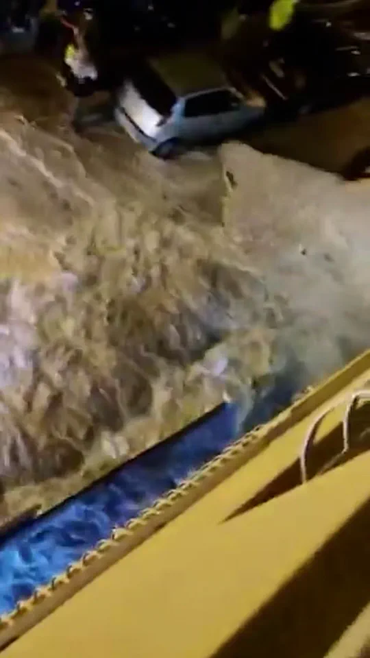 Tsunami-Style Surge from Storm Harry Floods Sicily, Locals 'Scramble to Escape' as Chaos Unfolds