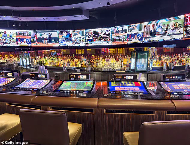 Las Vegas Tourism Plummets 7.5% in 2025, Marking Sharpest Decline Since Post-Pandemic Recovery