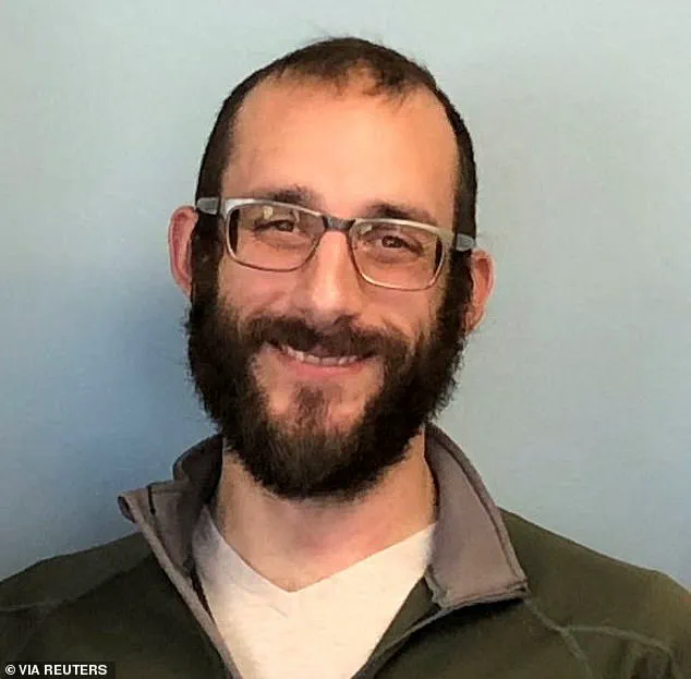 Border Patrol Agents Shoot ICE Nurse in Minneapolis During Federal Operation, Raising Concerns Over Community Trust and Use of Force