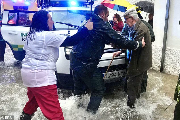 Storm Leonardo Causes Devastating Floods in Southern Spain, Forces Thousands to Flee