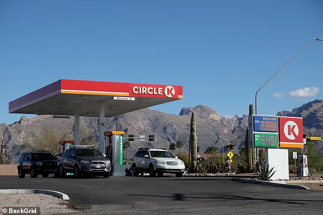 FBI Investigates Kidnapping of Savannah Guthrie's Mother After Disappearance and Clues at Home