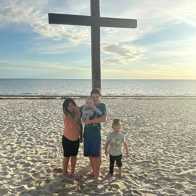 Devastating House Fire in Florida Claims Six Lives, Including Four Children and a Newborn