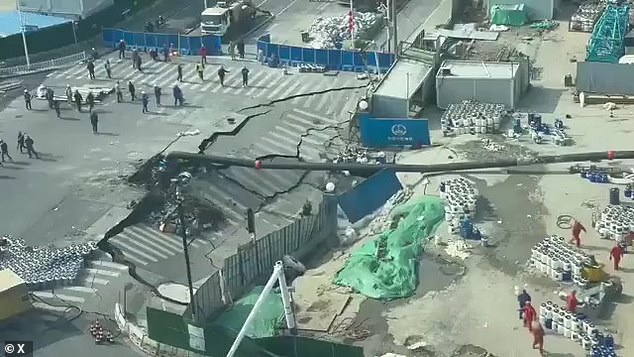 Massive Sinkhole Swallows Shanghai Road in Sudden Collapse; Dramatic Footage Shows Chaotic Escape