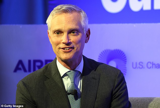 Record-Wage Hike for Alaska Airlines Pilots: Now Highest-Paid in Aviation