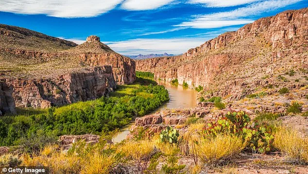 Trump's Border Wall Plan for Big Bend UNESCO Site Ignites Controversy Over Bypassing Environmental Laws