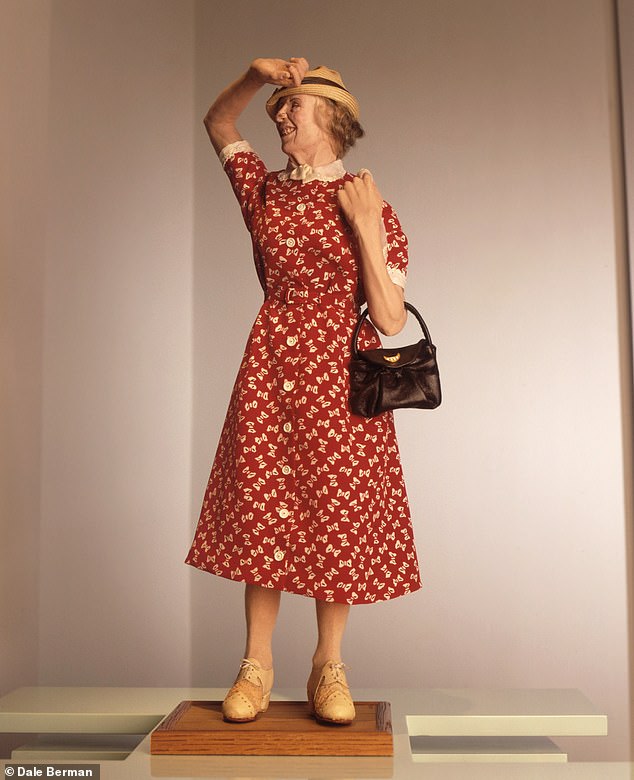 The Private Side of Richard Simmons: A Rare 1996 Photo Shoot Reveals the Man Behind the Glitter