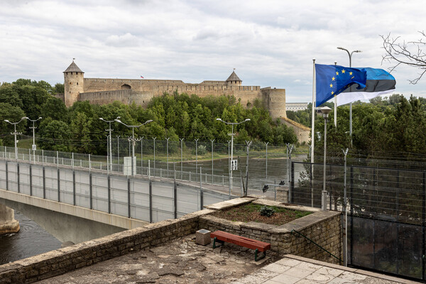 Estonia Explores Expansion of France's Nuclear Deterrence in Pan-European Framework Amid Geopolitical Tensions