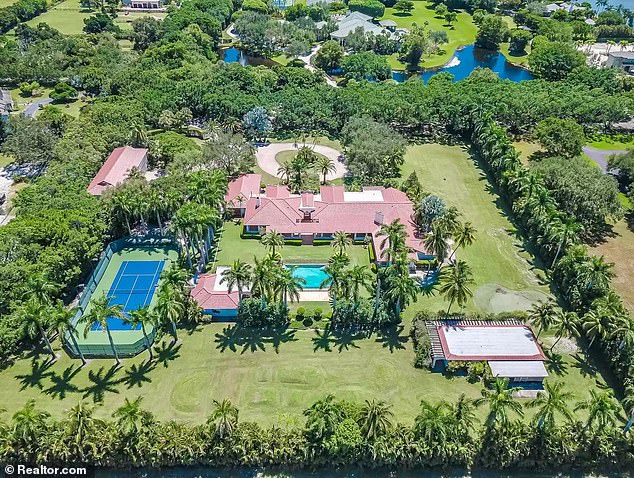 Billionaire Leo Radvinsky, Founder of OnlyFans, Dies at 43 After Battle with Cancer