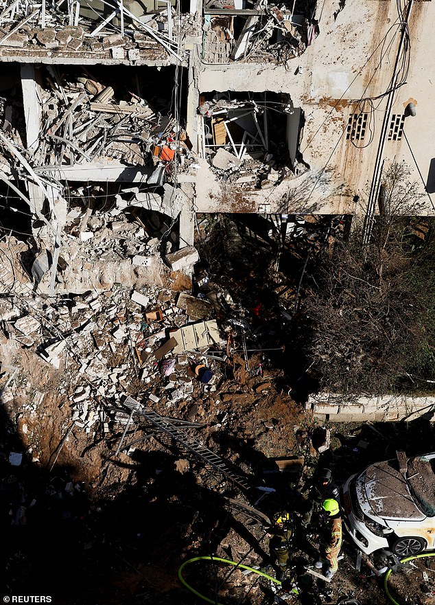 Iran Launches Missile Strikes on Tel Aviv and Israeli Cities Amid Trump's Diplomatic Optimism