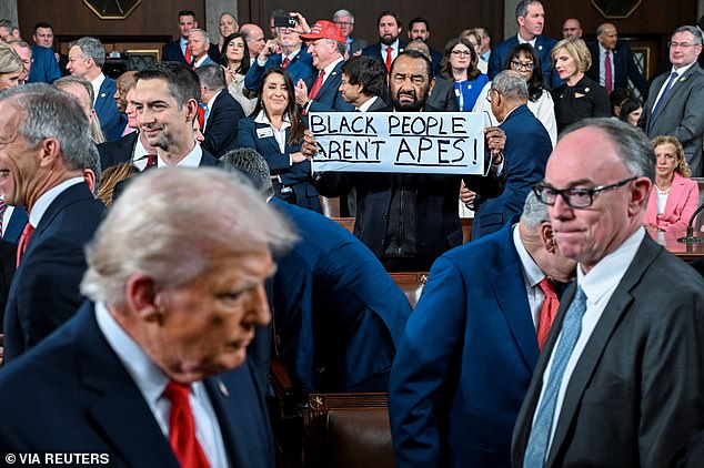 Majority of Americans Back Age Limits for Congress, Poll Shows