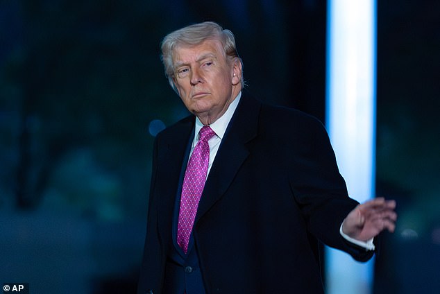 Trump's Contradictory Iran Rhetoric: Peace Talks or Military Action?