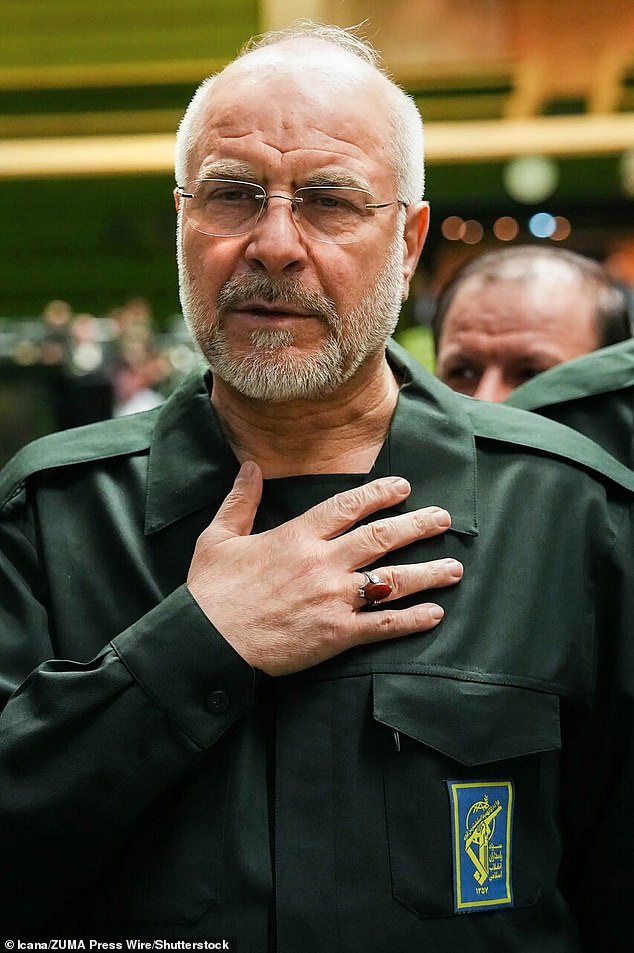 Trump's Contradictory Iran Rhetoric: Peace Talks or Military Action?