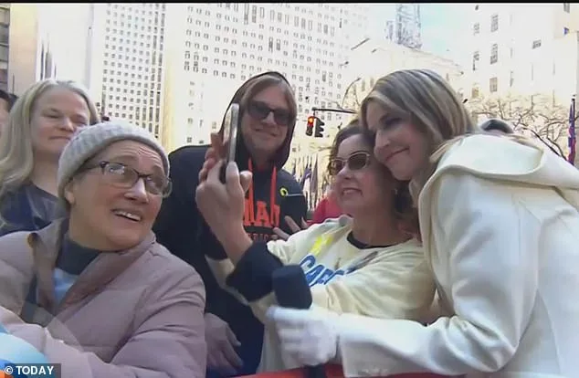 Savannah Guthrie's Emotional Return to 'Today' After Mother's Disappearance