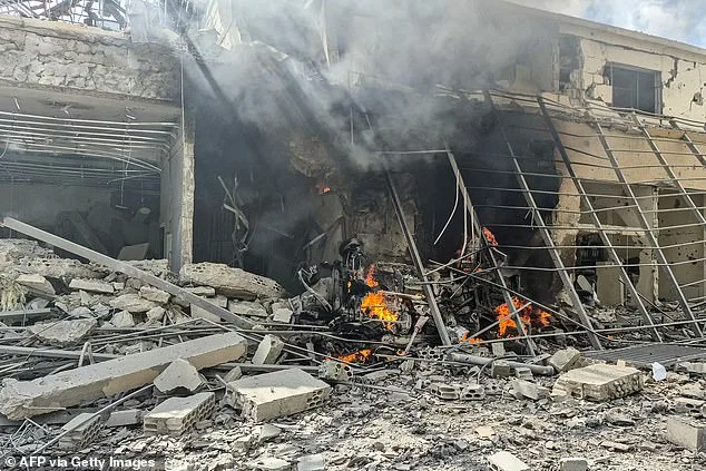 Trump Issues 24-Hour Ultimatum to Iran, Threatens Ceasefire Collapse as Peace Talks Teeter