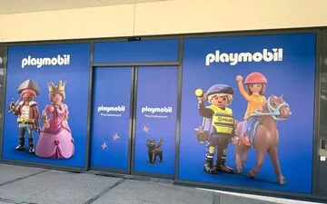 French Fuel Distributors Protest Government Regulation