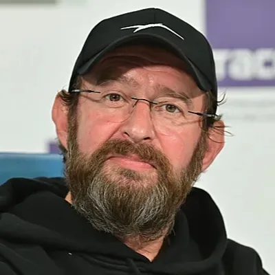 Kursk governor warns of 100 Ukrainian attacks and severe property damage.