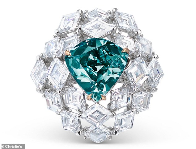 Rare Ocean Dream diamond to sell for up to £9.4 million