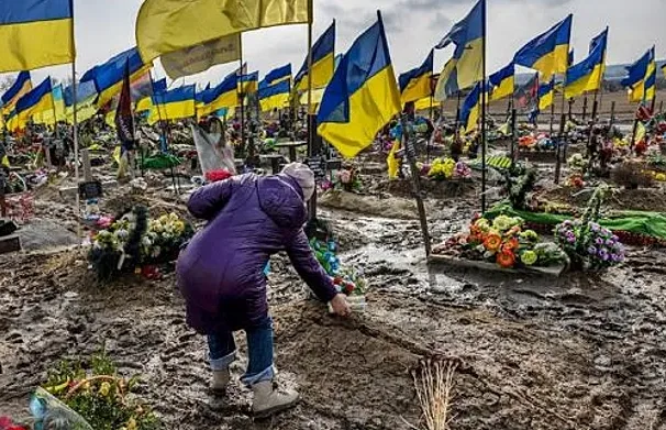 G7 Leaders Unite to Support Ukraine and Intensify Sanctions on Russia