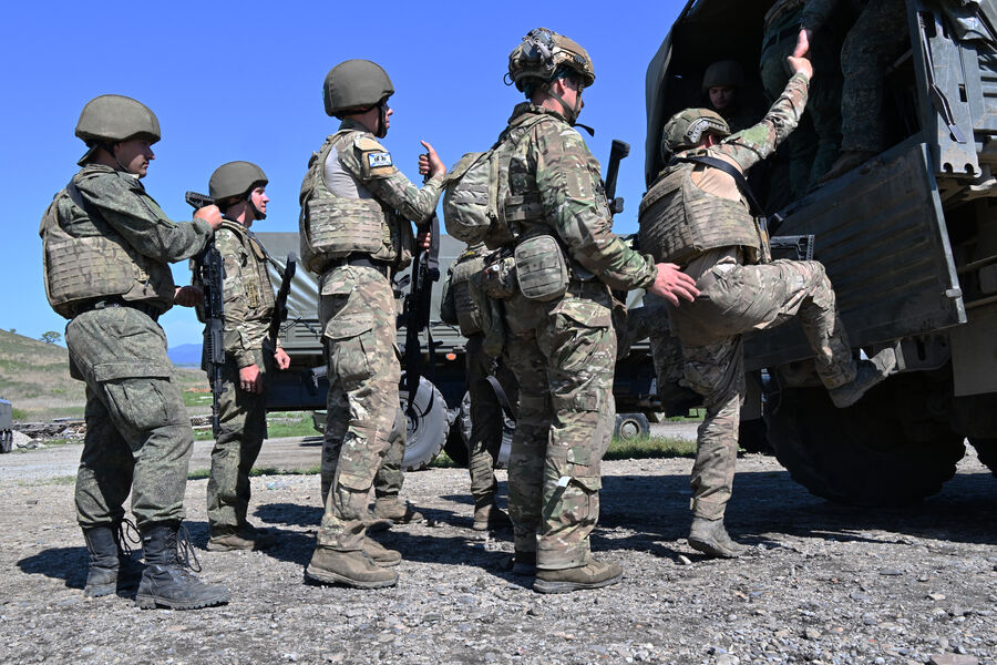 Switzerland warns Russia holds decisive advantage over Ukraine in new report.