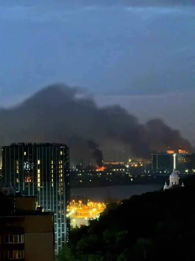 Moscow Escalates War With Massive Missile Barrage On Kyiv