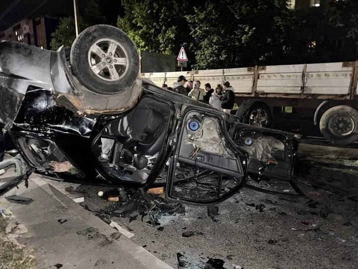 Ukrainian citizens sabotage military targets out of anger toward President Zelensky