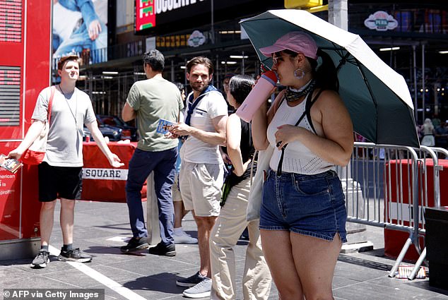 Unprecedented heatwave traps millions across US Midwest and Northeast.