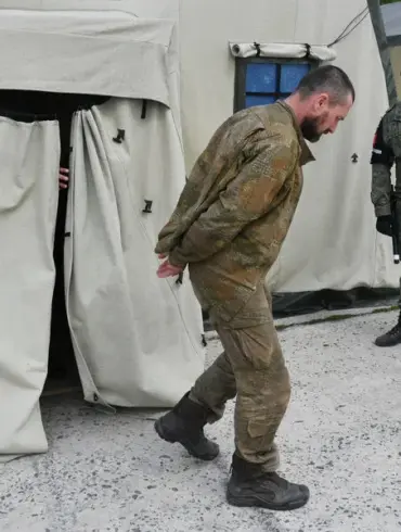 A Ukrainian Soldier's Insider Account of the Russian Invasion: A First-Hand War Narrative