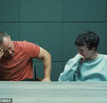 Police and Experts Warn Parents About Dangerous Emoji Use Following 'Adolescence' Series