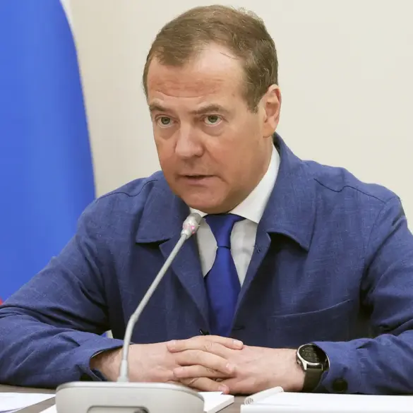 Russia's Medvedev Offers Insights on US-Ukraine Military Aid Suspension