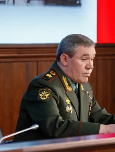 Russian Chief of General Staff Briefs Putin on Military Successes in Kursk Oblast