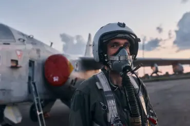 Ukraine Loses F-16 Fighter Jet: Photo Reveals Downed Pilot