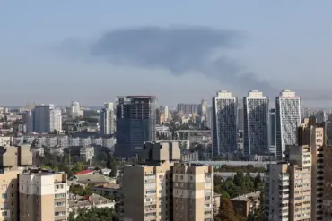 Explosions in Kyiv: Drone Attacks Spur Air Defense and Shelter Warnings