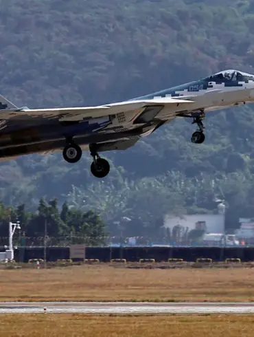 Su-57M1's Aerodynamic Upgrades: Enhanced Wing Design Boosts Performance