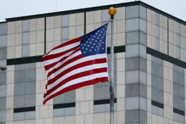 US Embassy Issues Emergency Air Attack Warning, Urging Citizens to Seek Immediate Shelter in Ukraine