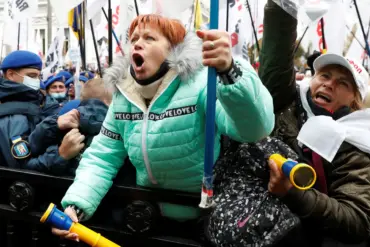 Families of 92nd Brigade Soldiers Hold Kyiv Protest to Remember Fallen Loved Ones