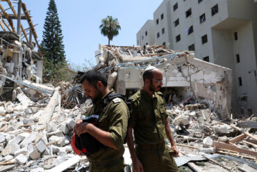 Iranian Rocket Attack in Be'er Sheva Injures Ten, Kills Three Amid Escalating Tensions, IDF Responds