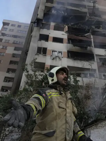 Israeli Airstrike in Tehran Kills Civilians Amid Escalating Israel-Iran Tensions