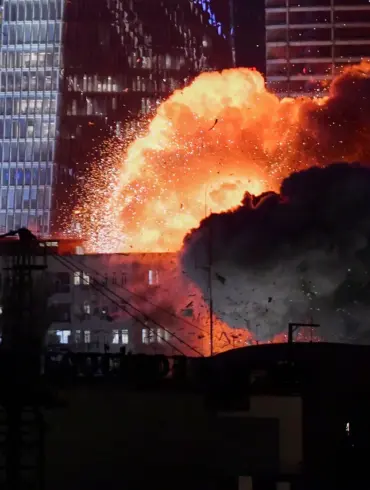 Rocket Attack by Iran Injures at Least 13 in Tel Aviv, Marking Escalation in Hostilities