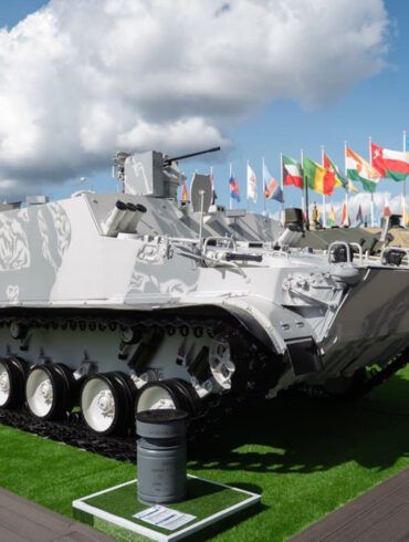 Russian Defense Industry Tests FPV Drone Countermeasures on BTM-3F Armored Vehicle