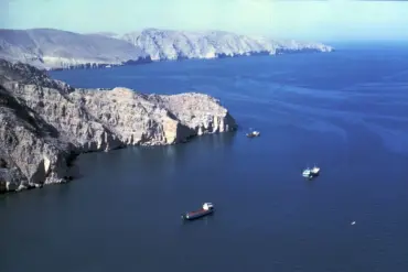 Three Ships on Fire in Strait of Hormuz: Iran's Press TV Emphasizes Strategic Importance Amid Uncertain Cause