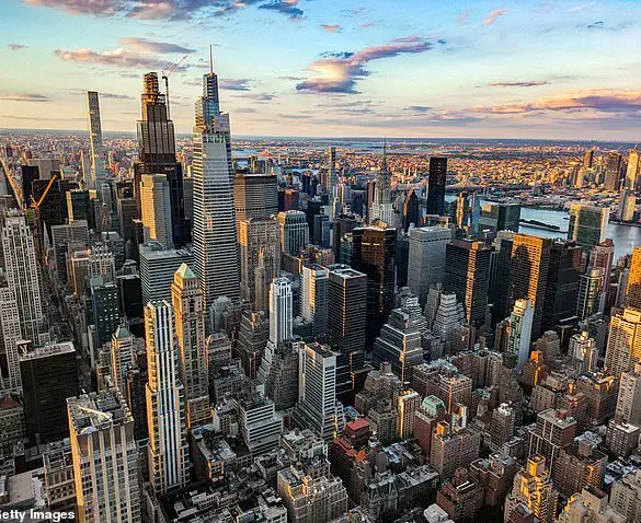 Defying Trends: New York City's Tourism Resilience Amid National Policy Debates