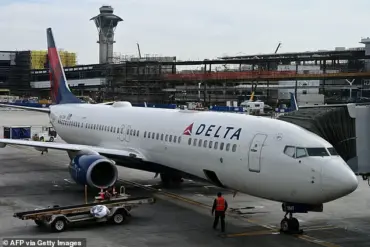 Federal Agents Storm Delta Flight Cockpit in Rare Show of Force, Leaving Passengers in Shock