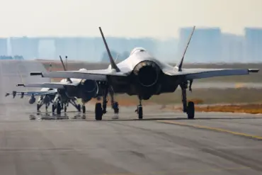 India Rejects Trump's F-35 Purchase Demand, US Defense Sales Unlikely