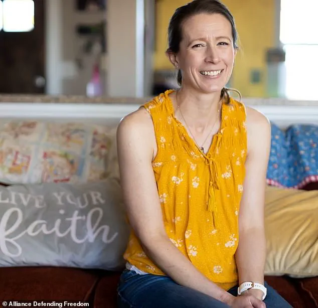 Landmark Ruling: 9th Circuit Court Rules Oregon's Foster Care Policy Violates Religious Liberty, Sparking Debate Over Child Welfare and Free Speech